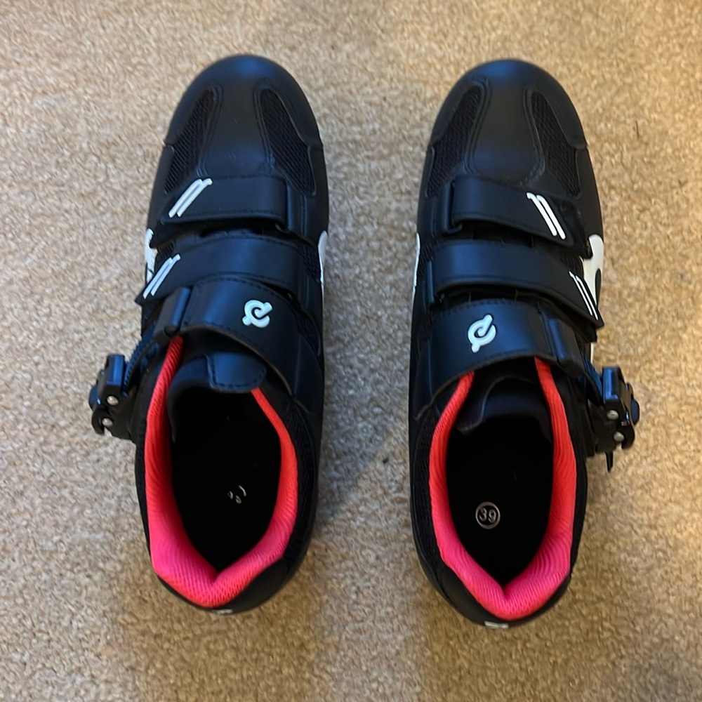 Peloton Cycling shoes size 39